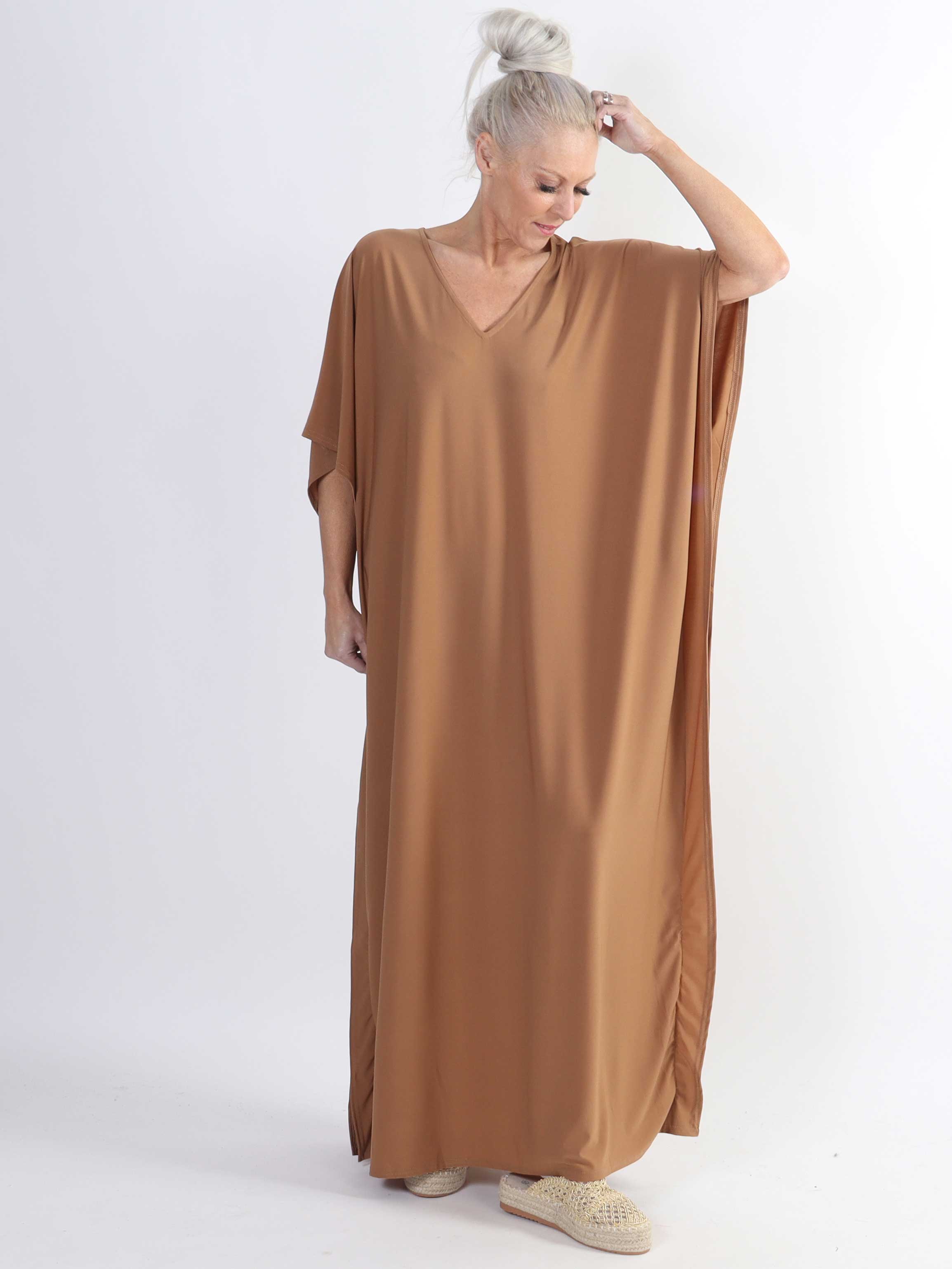 Azmina Plain Long - enfärgad stretchig tunika i stora storlekar